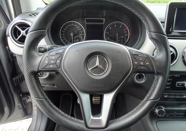 Mercedes-Benz Klasa B cena 50900 przebieg: 76000, rok produkcji 2014 z Piaski małe 596